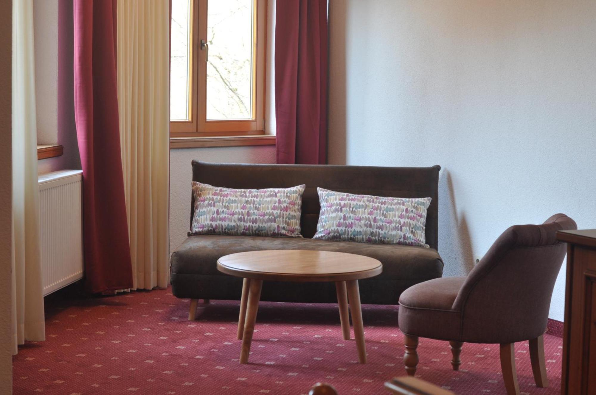 Hotel-Restaurant Kreuzberghof Tagungs- Und Veranstaltungshotel Tiefenbach  المظهر الخارجي الصورة