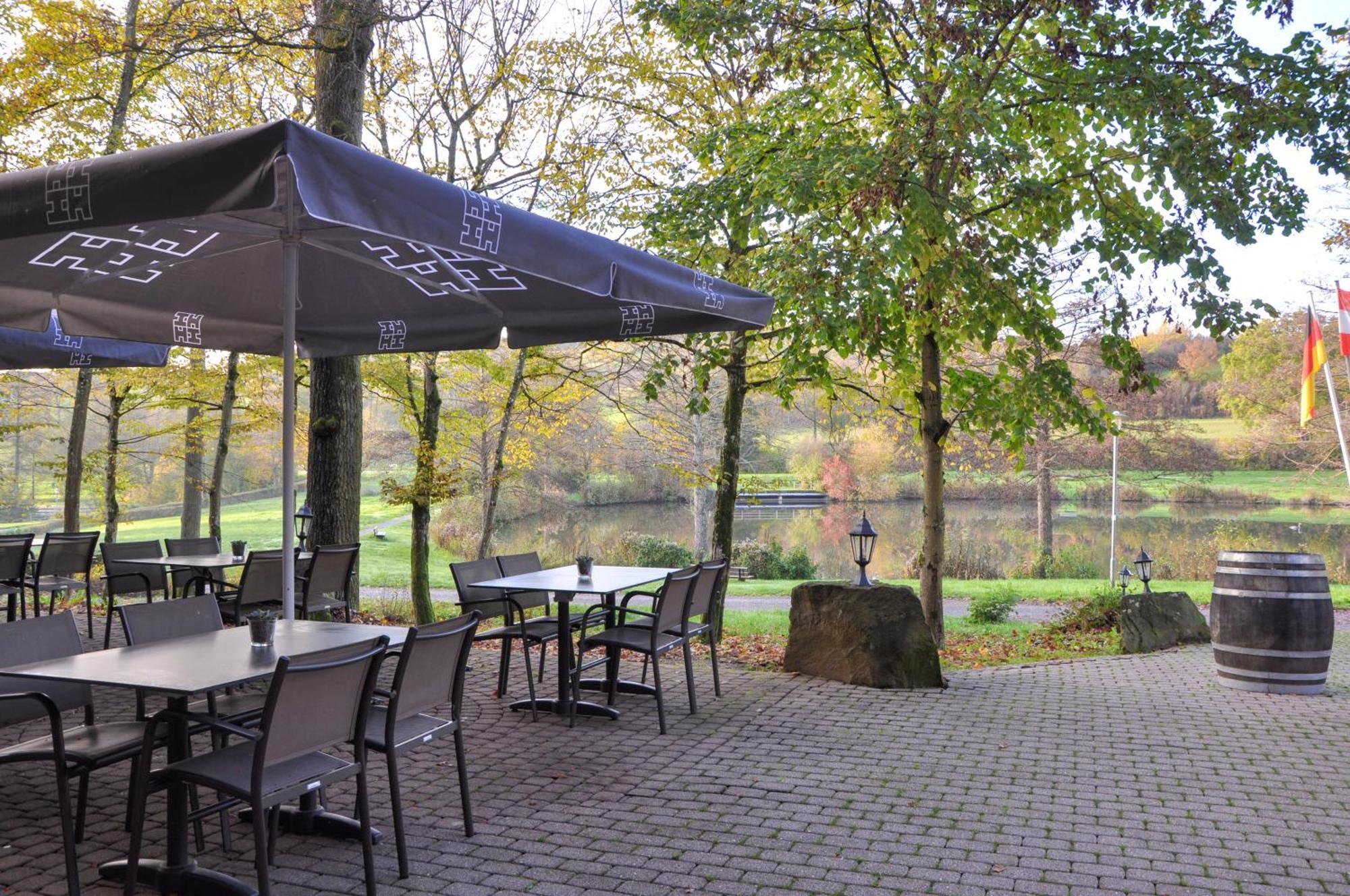 Hotel-Restaurant Kreuzberghof Tagungs- Und Veranstaltungshotel Tiefenbach  المظهر الخارجي الصورة