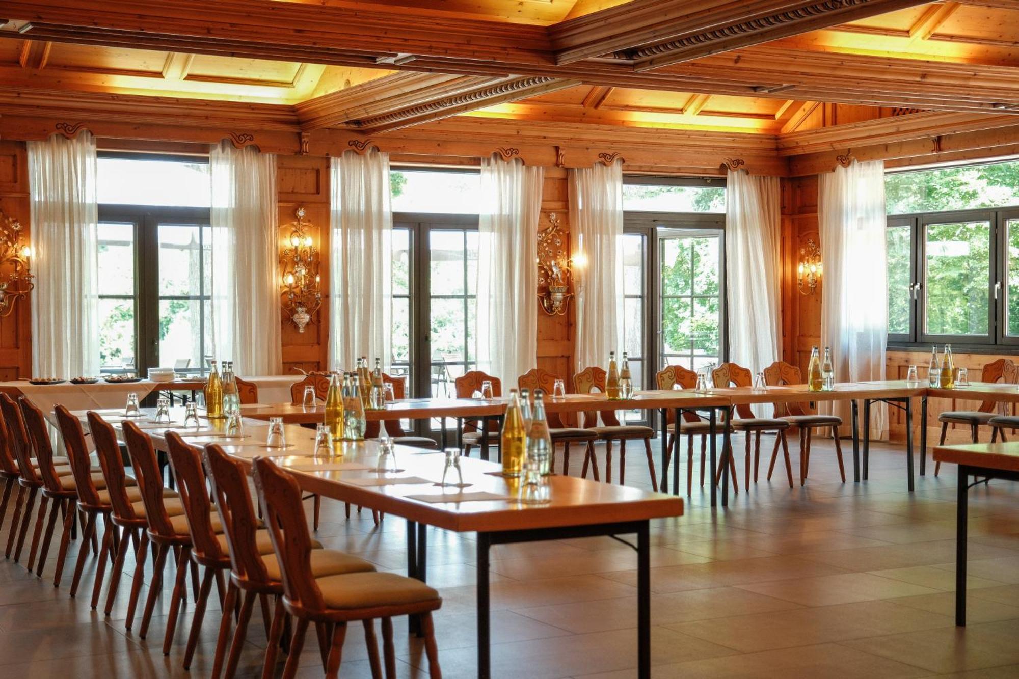 Hotel-Restaurant Kreuzberghof Tagungs- Und Veranstaltungshotel Tiefenbach  المظهر الخارجي الصورة