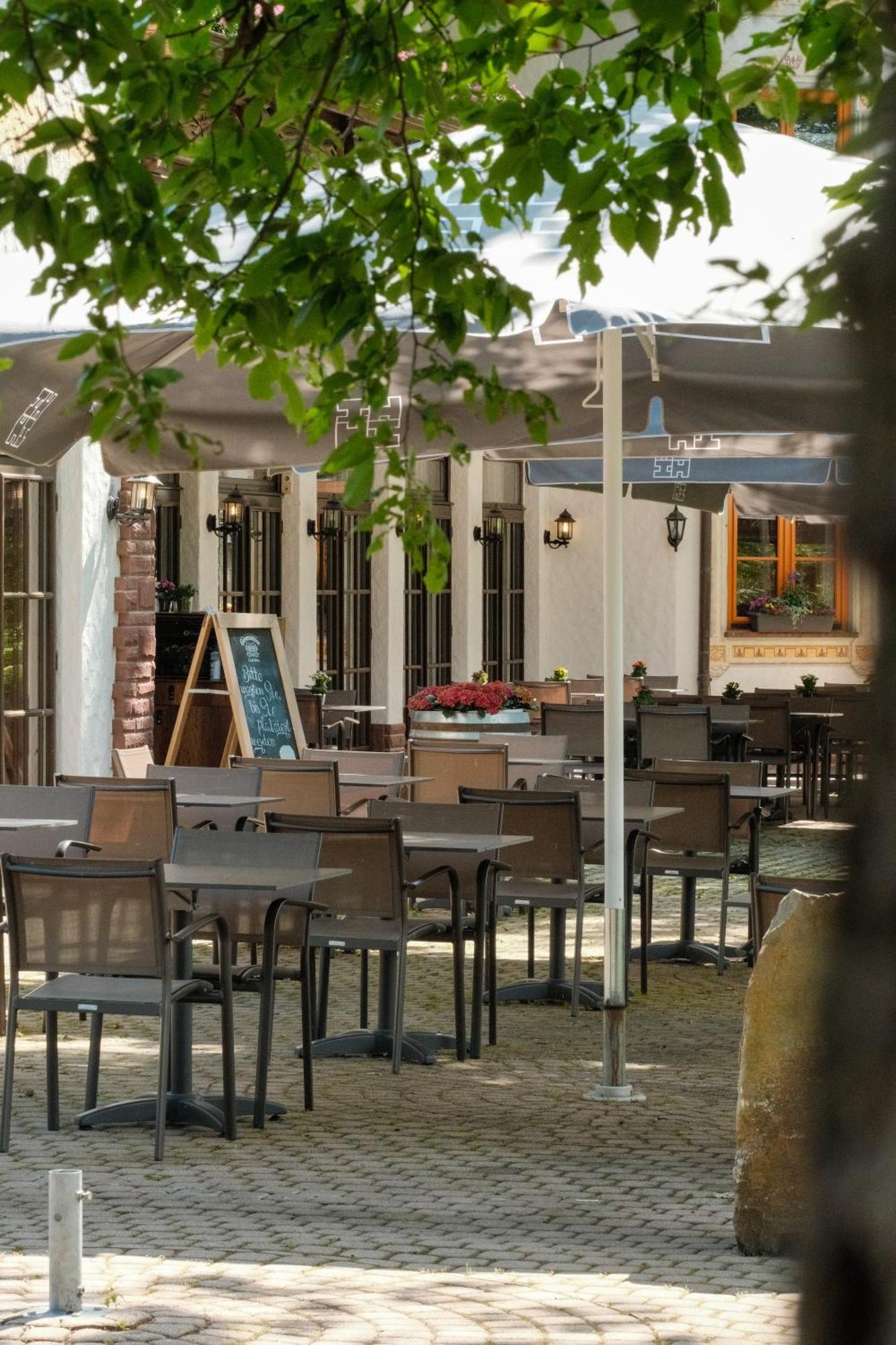 Hotel-Restaurant Kreuzberghof Tagungs- Und Veranstaltungshotel Tiefenbach  المظهر الخارجي الصورة